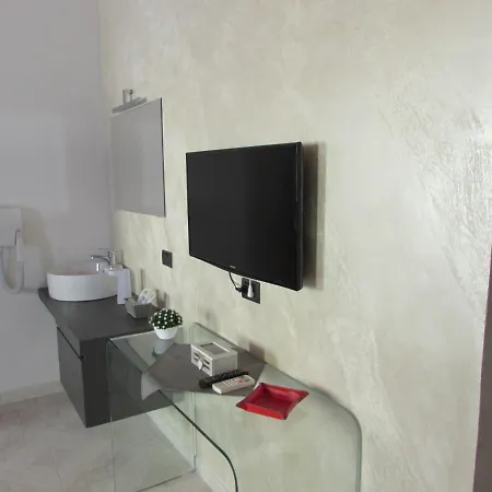 Cryago Guest house