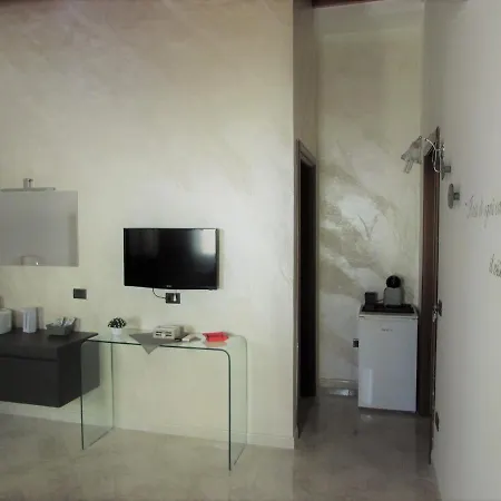 Cryago Guest house *